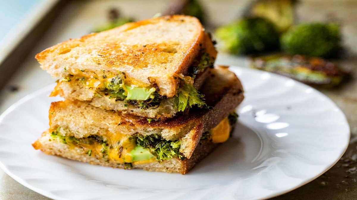 Broccoli Mayo Sandwich Recipe